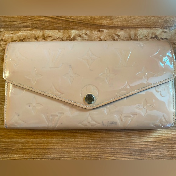 Louis Vuitton Vernis Sarah Monogram Long Wallet - Picture 5 of 9